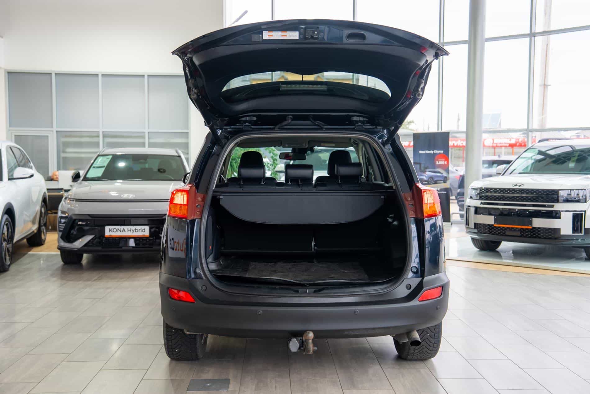 Toyota RAV4  - Imagine 11