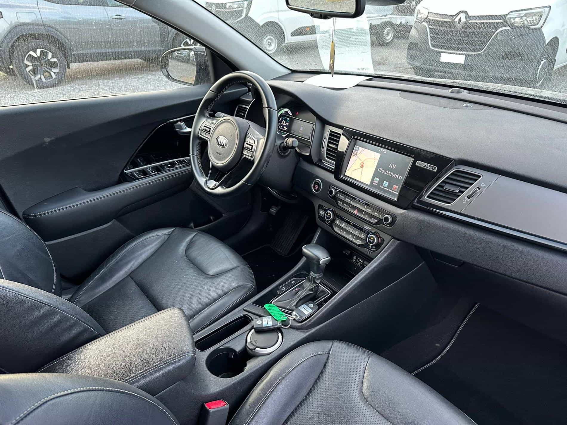 Kia Niro 1.6 GDI Plug-in Hybrid DCT - Imagine 10