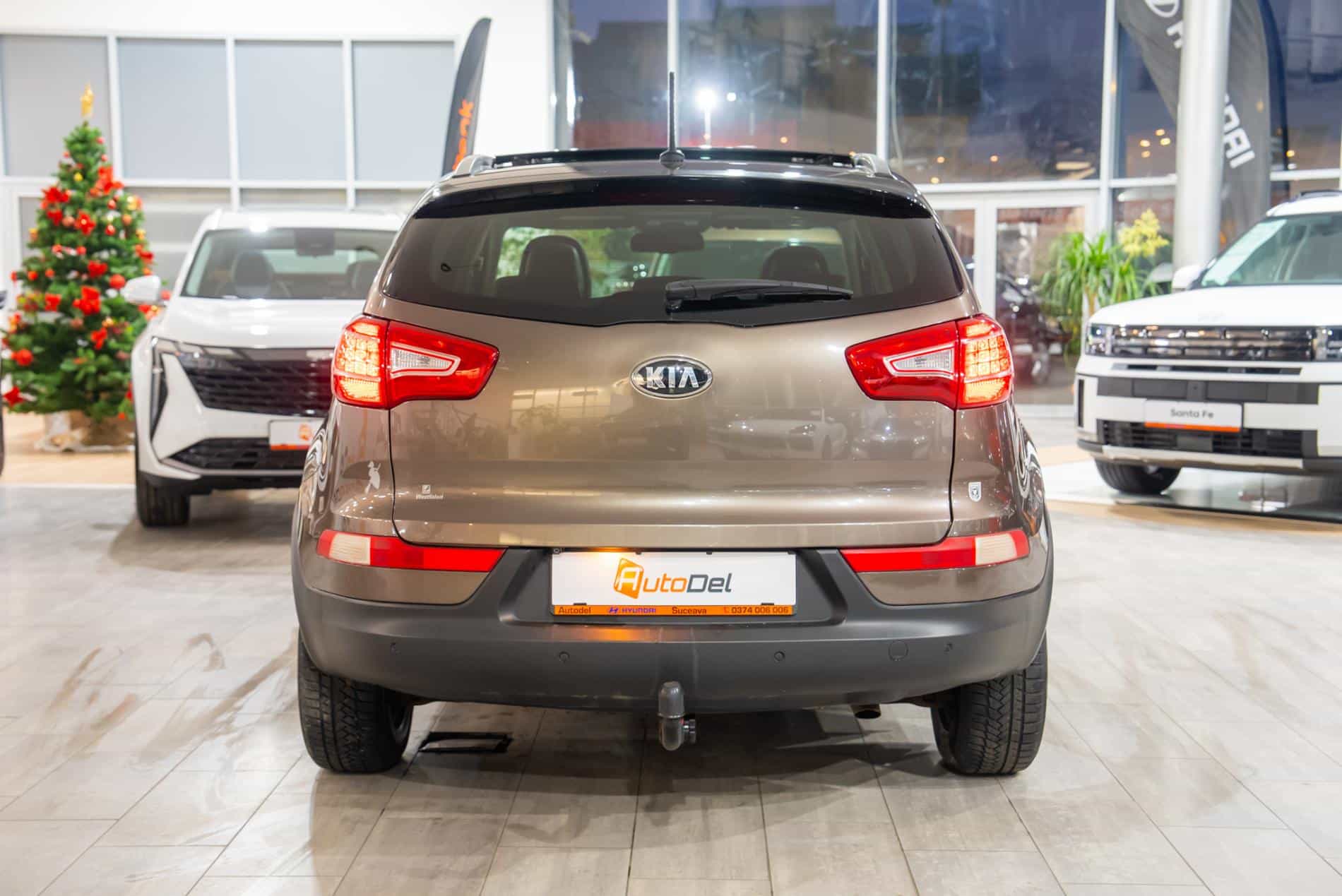 Kia Sportage 2.0CRDI 4WD Automat "Spirit" - Imagine 7