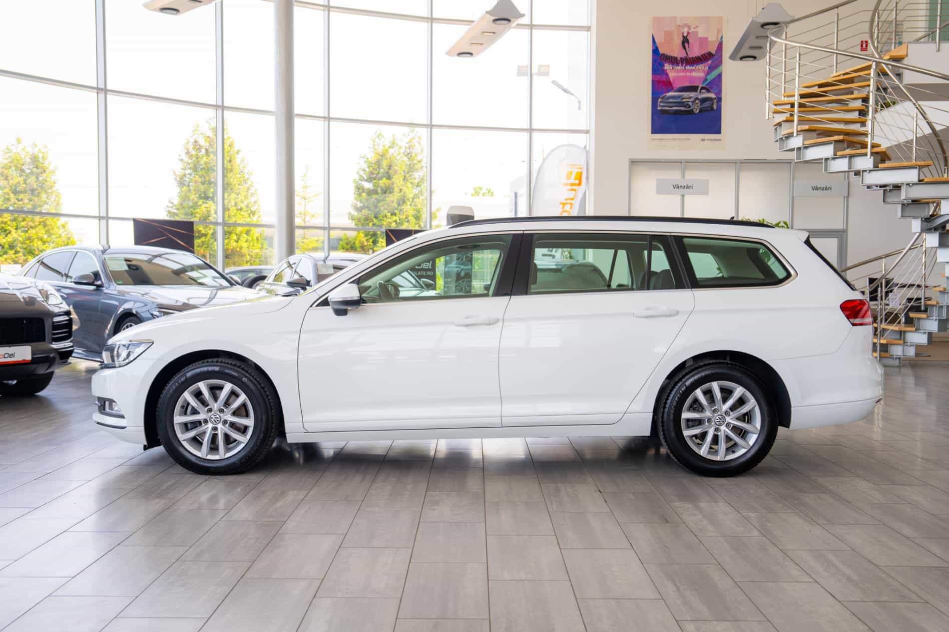 Volkswagen Passat Variant 2.0TDI DSG "Comfortline" - Imagine 4