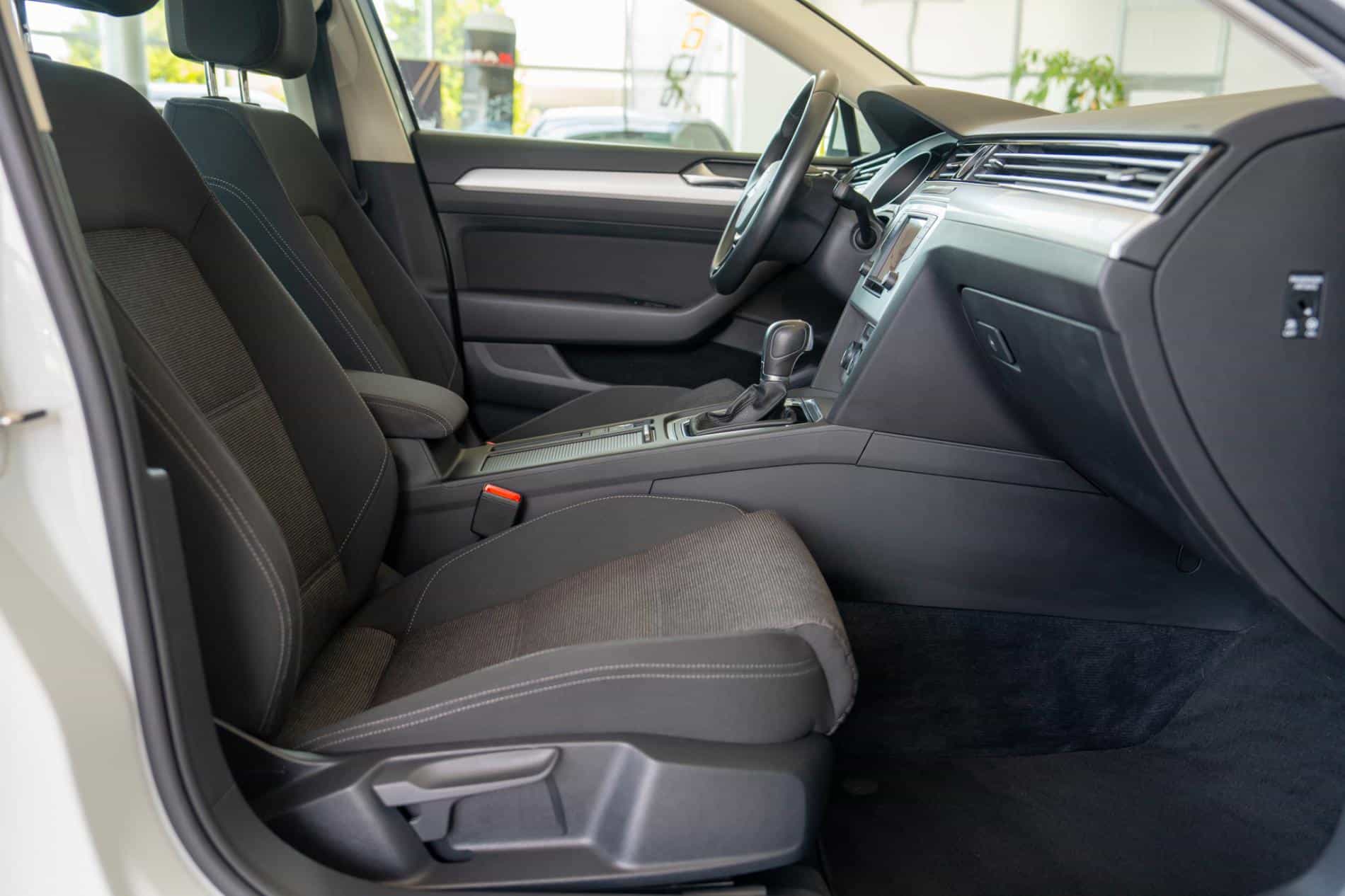 Volkswagen Passat Variant 2.0TDI DSG "Comfortline" - Imagine 17