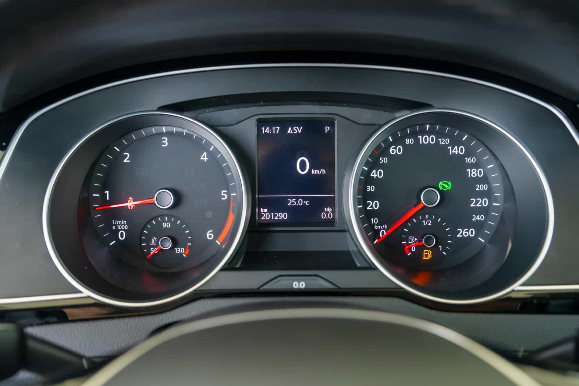 Volkswagen Passat Variant 2.0TDI DSG "Comfortline" - Imagine 12